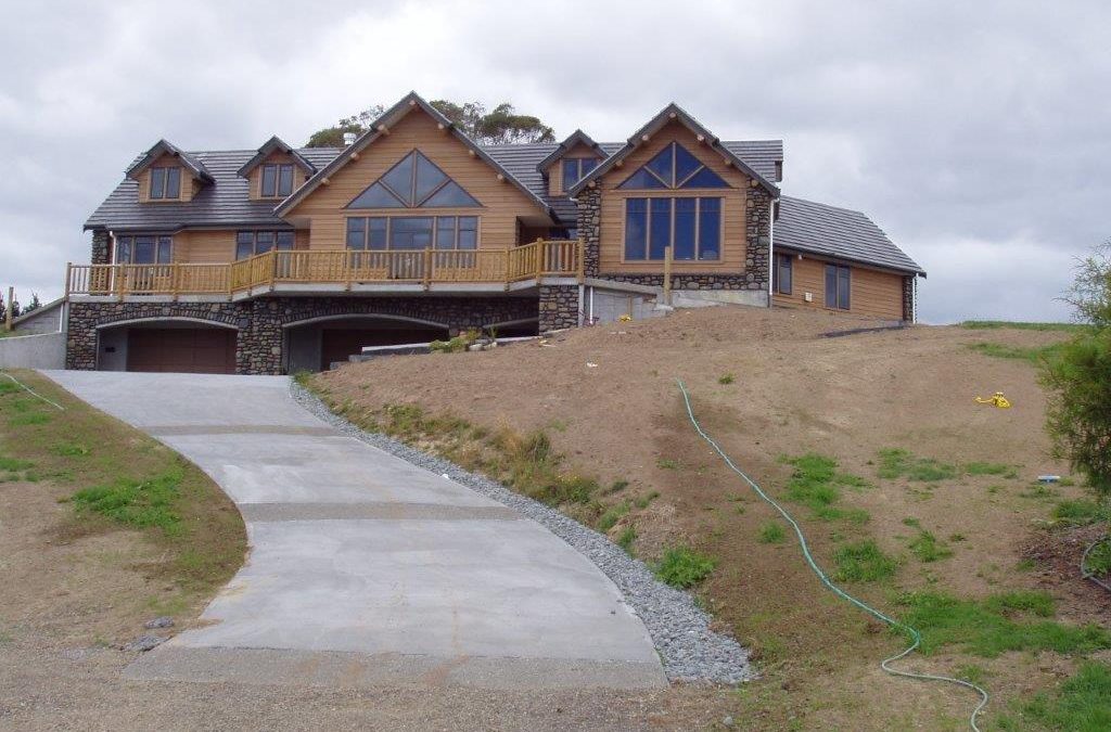 Lower North Island Home with Water Heater